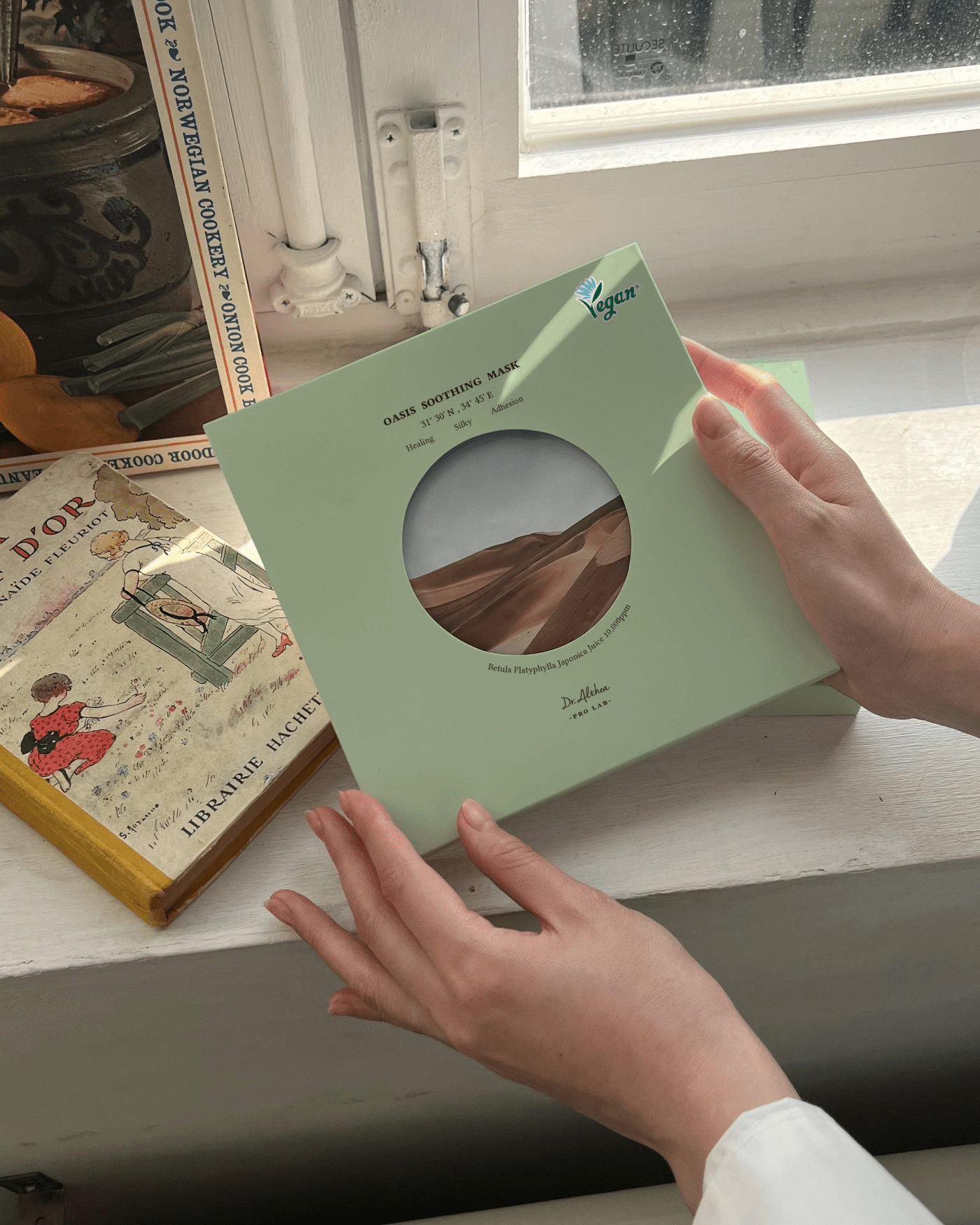 Oasis Soothing Mask